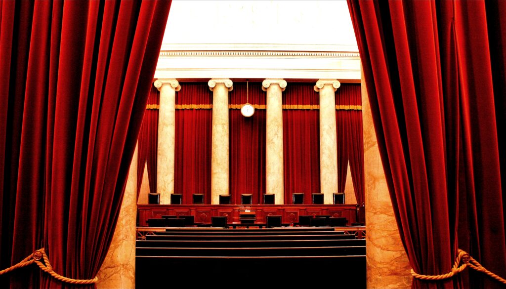 By Phil Roeder - Flickr: Supreme Court of the United States, CC BY 2.0, https://commons.wikimedia.org/w/index.php?curid=32650356